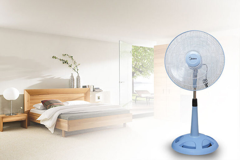 Quạt lửng Midea FS40-15VD hoạt động với công suất 45W giúp làm mát hiệu quả ở không gian có diện tích lớn.