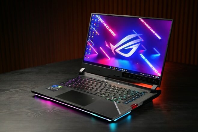 Asus ROG Strix Scar 15 G533ZW-LN134W