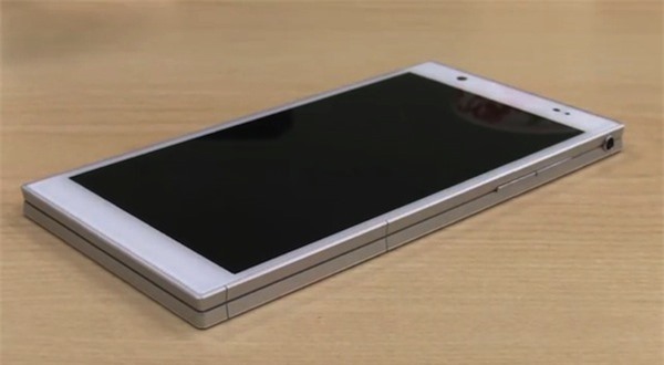Project S mang phong cách của iPhone 5 và Asus Fonepad 6