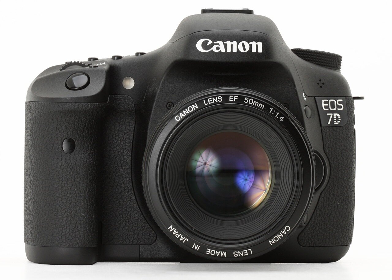 Máy ảnh DSLR Canon EOS 7D Body - 18 MP