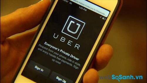Sau khi đăng ký trở thành tài xe Uber, bạn sẽ được nhận một chiếc iPhone để liên lạc với tổng đài Uber