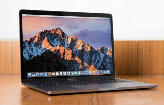 Macbook pro 2017 13 inch-1