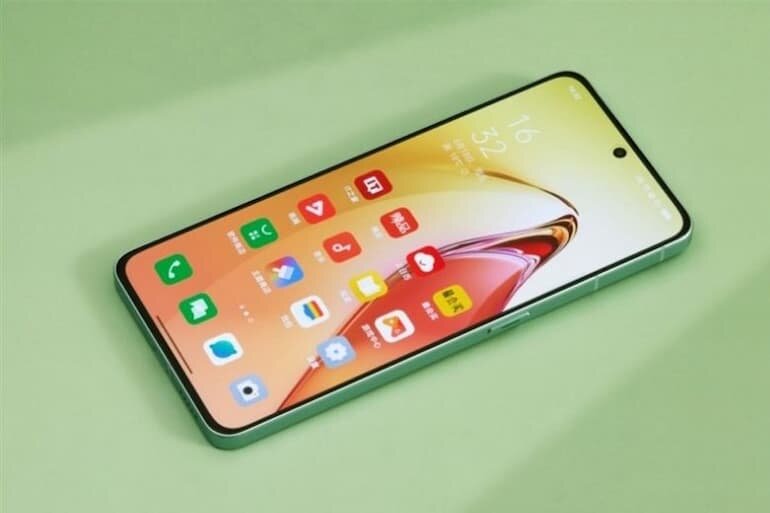 OPPO Reno 8 5G với màn hình 6.43 inch