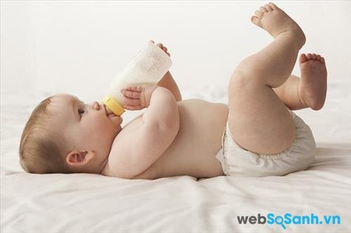 Sữa bột Nutifood Nuti IQ Step 1 giúp phát triển trí não và thị giác của bé