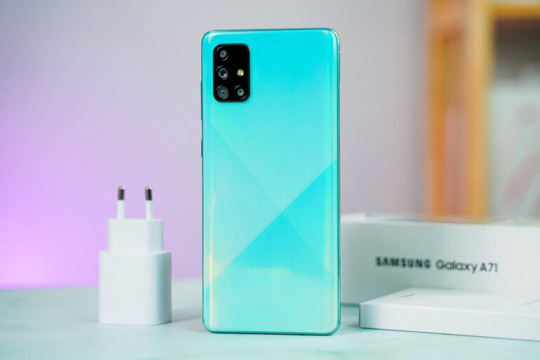 so sánh samsung galaxy a72 và a71