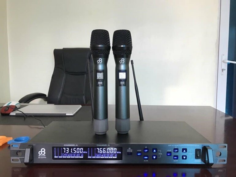 micro karaoke DB Acoustic DB-550 Pro