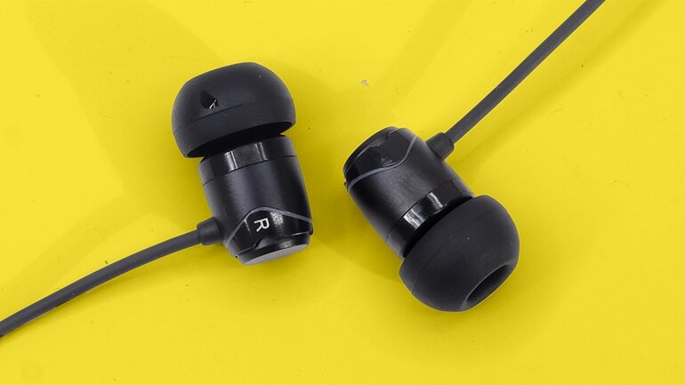 tai nghe soundmagic e11bt