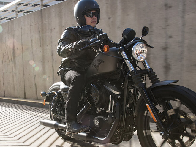 Harley Davidson Iron 883