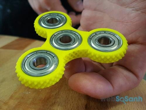 Knurled Tri-Spinner