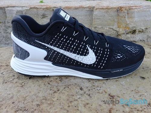 Giày chạy bộ Nike Lunarglide7 cho người chạy lệch má trong