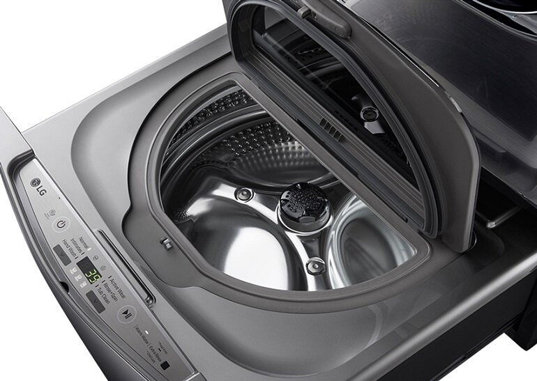 Máy giặt mini LG TwinWash 3.5kg có màu đen sang trọng