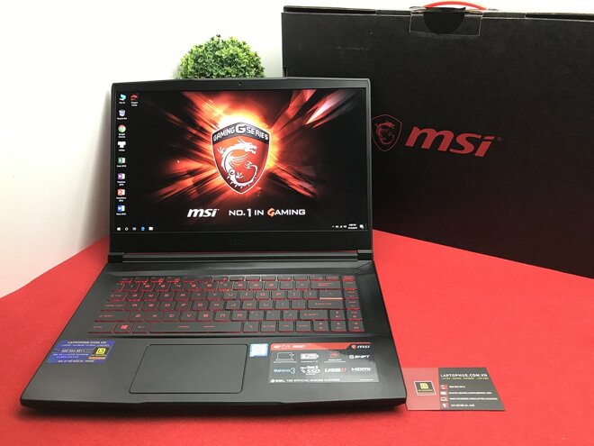 MSI GF63 8RD với phần vỏ làm từ nhôm phay xước nguyên khối