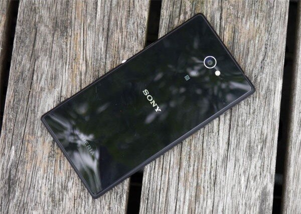 Sony Xperia M2 9