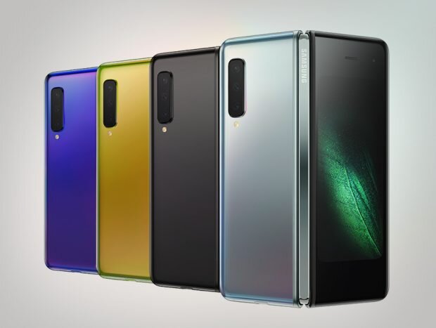 Smartphone màn hình gập Samsung Galaxy Fold 5G có mấy màu ?