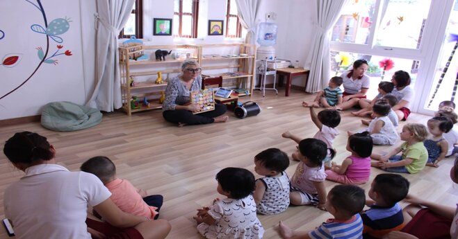 phương pháp giáo dục montessori 3 giai đoạn