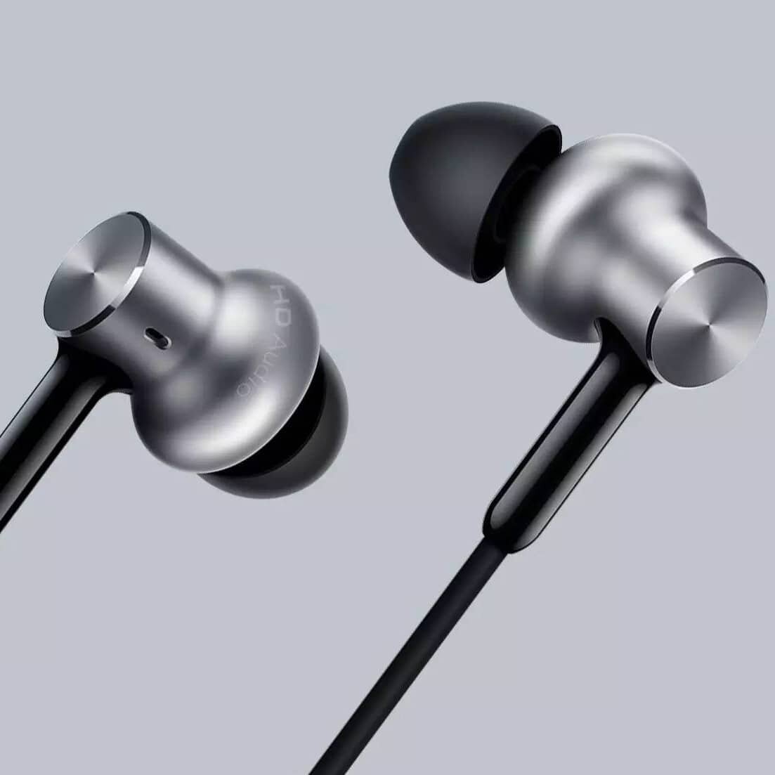 Tai nghe Xiaomi Piston Iron Pro có thiết kế sang trọng, đẹp mắt