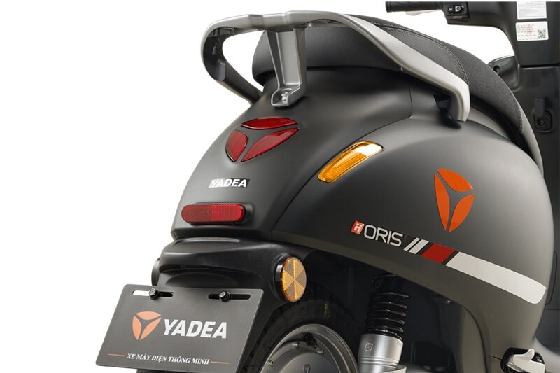 Xe máy điện Yadea Oris H trang bị hiện đại, pin lithium tới 120 km/lần sạc, giá rẻ