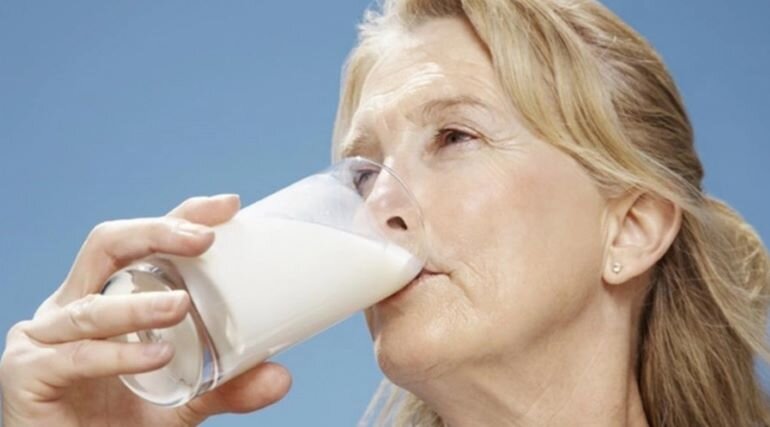 sữa hữu cơ cho người lớn tuổi