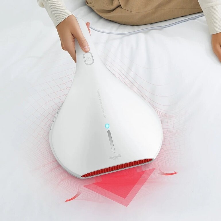 Máy hút bụi giường nệm diệt khuẩn bằng tia UV