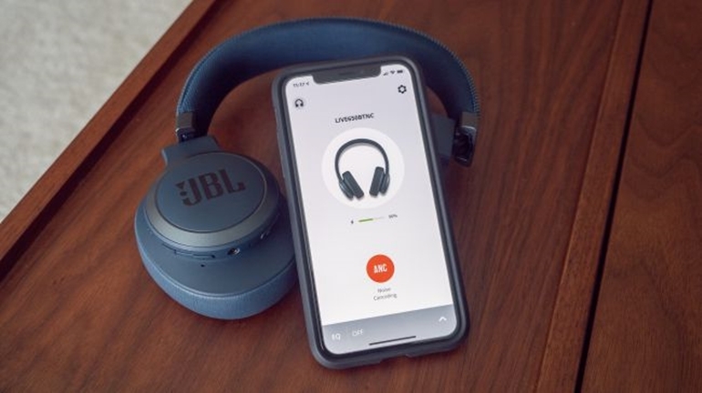 tai nghe chống ồn jbl live 650btnc