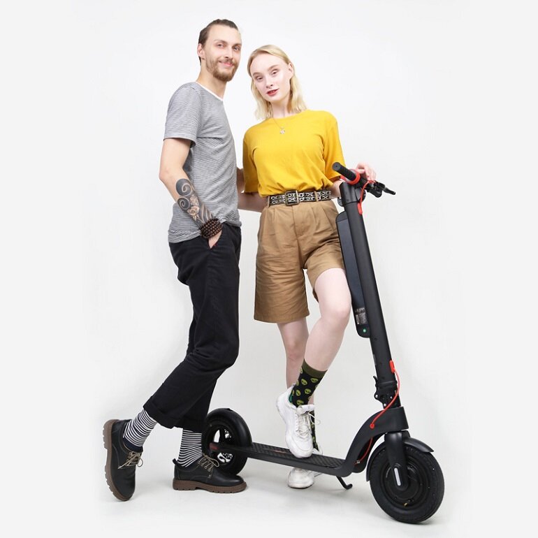 Xe scooter điện ngày càng được ưu ái lựa chọn