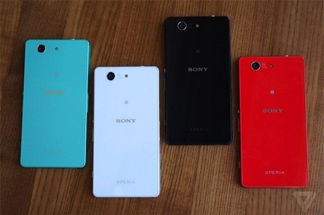 Ảnh thực tế bộ đôi Xperia Z3 và Z3 Compact vừa ra mắt