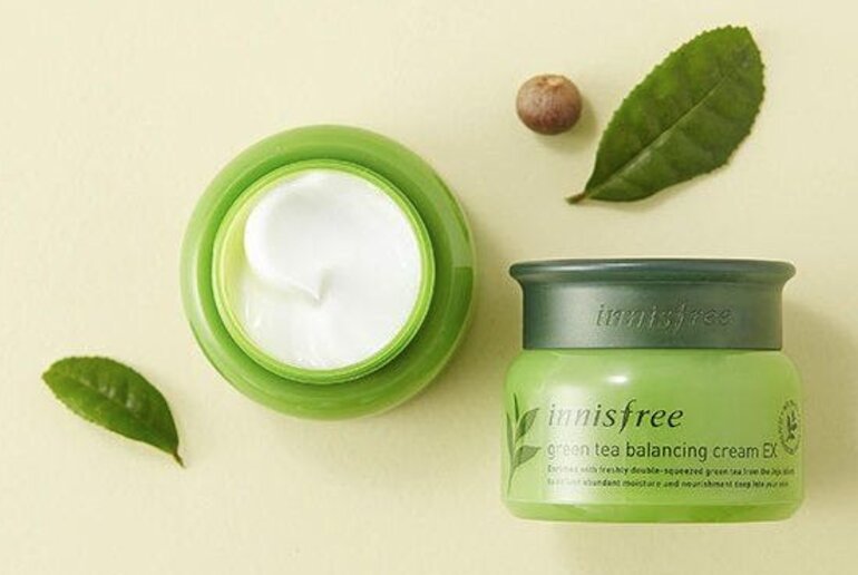 Kem dưỡng ẩm Innisfree nổi tiếng toàn cầu