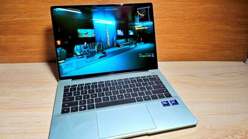 Đánh giá Huawei Matebook 14 2024: Sức mạnh tinh tế với CPU Intel Core Ultra!