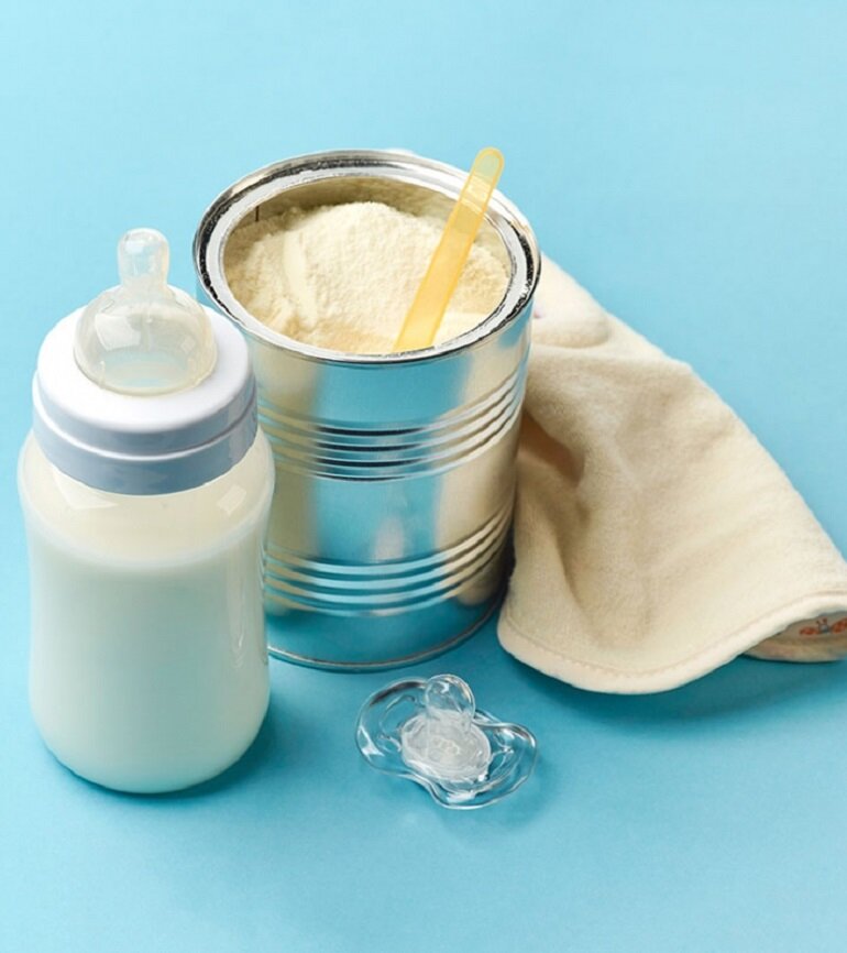 Trẻ 3 tuổi vẫn có thể sử dụng sữa bột bình thường