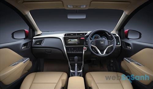 Khoang nột thất rộng rãi trên Honda City 2016