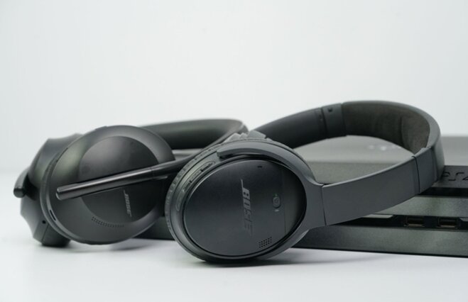 so sánh bose noise cancelling headphones 700 và quietcomfort 35 ii