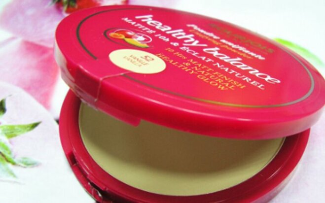 Outstanding uses of the best pressed powder from fruit - Bourjois 52 France