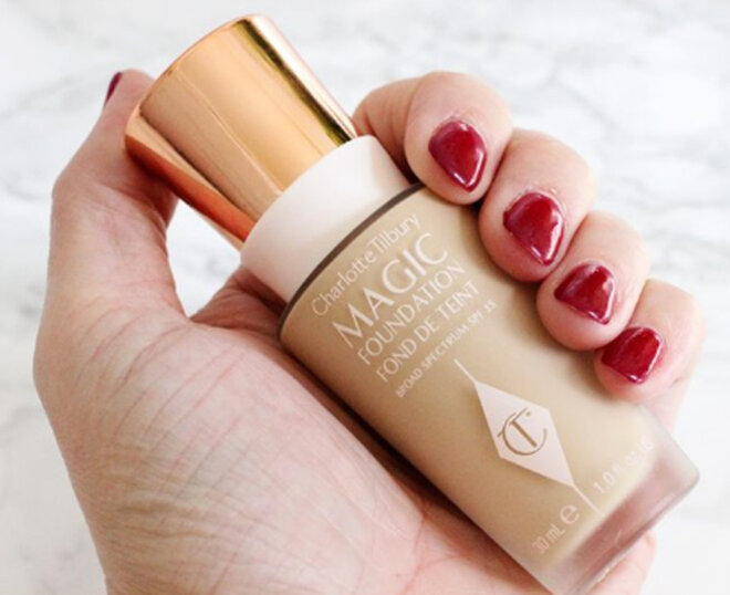 Kem nền cho da khô , xỉn màu - Charlotte Tilbury Magic Foundation