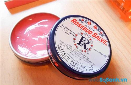 Son dưỡng môi Smith’s Rosebud Salve