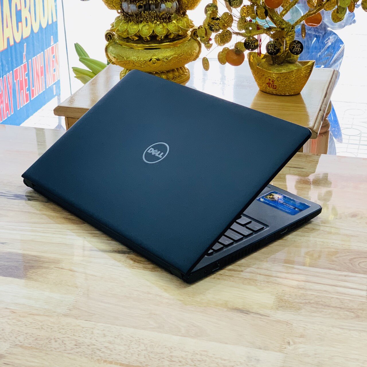 Laptop Dell có cấu hình mạnh và sở hữu nhiều tiện ích hấp dẫn