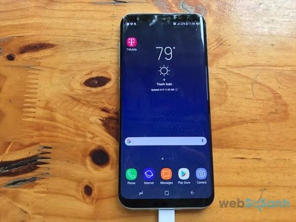 Mặt trước điện thoại Samsung Galaxy S8 Plus