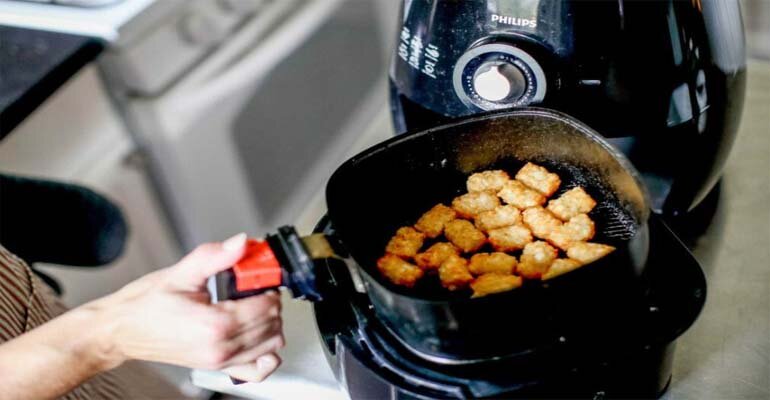 Khi nào không nên làm nóng nồi chiên trước khi chế biến? làm nóng nồi chiên không dầu