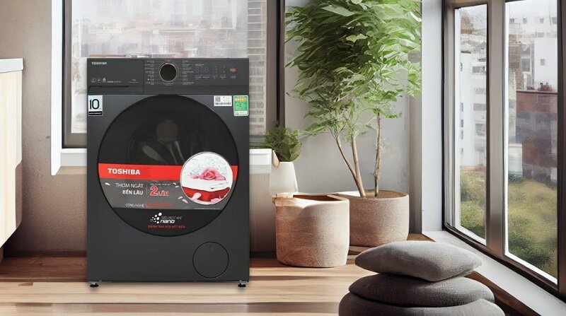 So kè máy giặt Casper Inverter 12.5 kg WF-D125VGR1 và Toshiba TW-T21BU130UWV(MG)