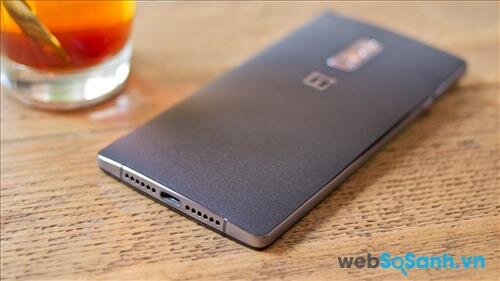 Smartphone Oneplus 2 có cổng USB Type C