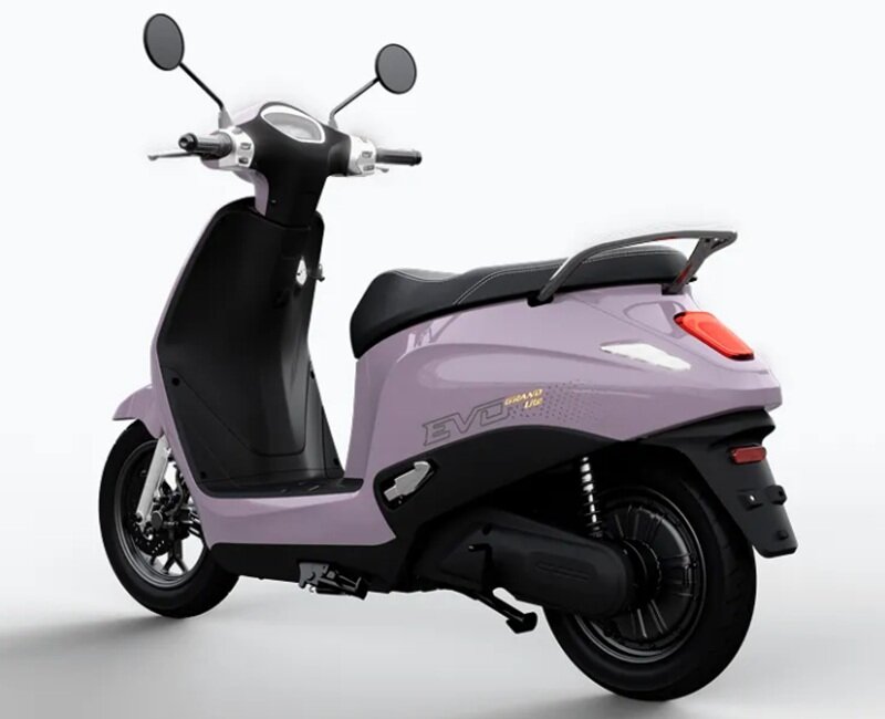 VinFast Evo Grand và Grand Lite giảm giá mạnh, chỉ từ 16 triệu đồng