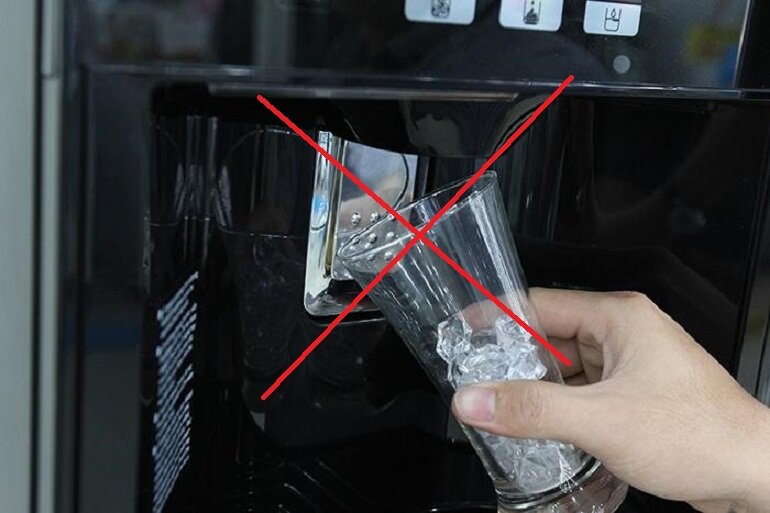 Nguyên nhân khiến tủ lạnh Samsung Family Hub không rơi đá tự động