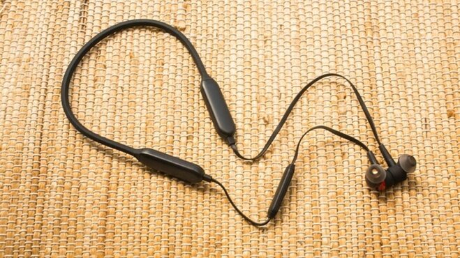 tai nghe plantronics backbeat go 410