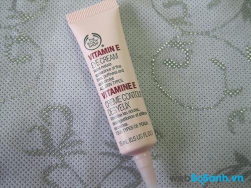 Kem mắt The Body Shop Vitamin E Eye Cream