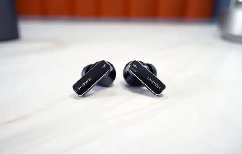 Đánh giá Huawei FreeBuds Pro 4: Thiết kế cao cấp và âm thanh chất lượng