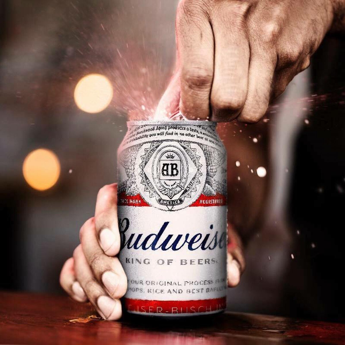 Giá bia Budweiser đỏ bao nhiêu