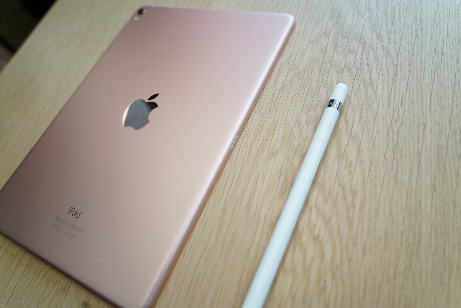 iPad Air có hỗ trợ bút Apple Pencil