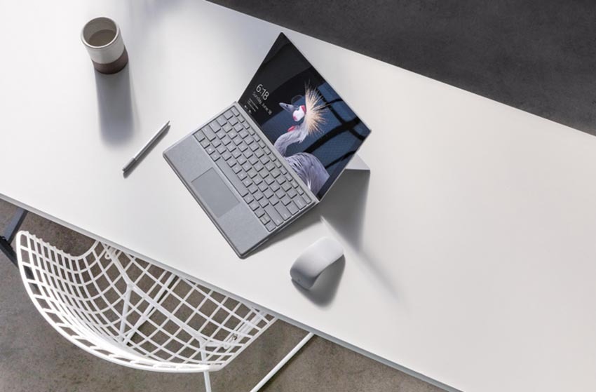 Cấu hình của Surface Pro 4 được trang bị chip xử lý Intel Core M, chip đồ họa Iris Pro 