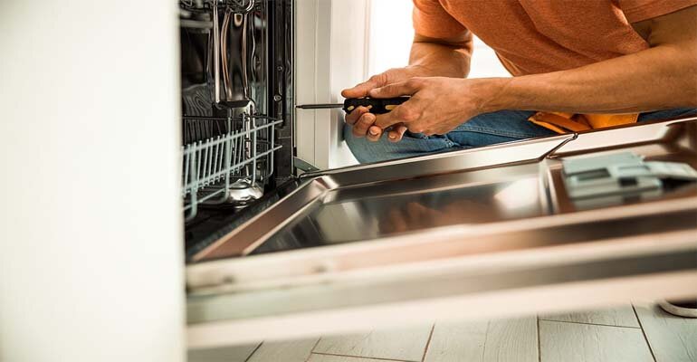 Khắc phục máy rửa bát Bosch bị rò điện đúng cách Máy rửa bát Bosch bị rò điện
