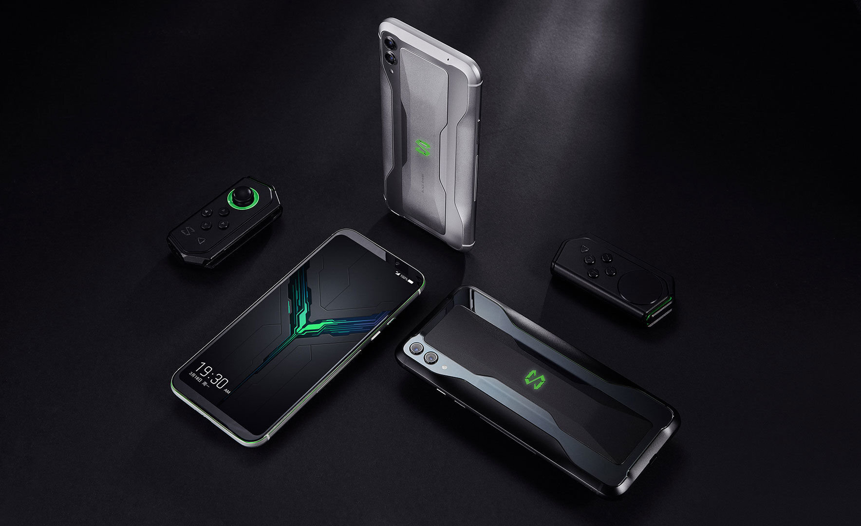 Xiaomi Black Shark 2 sở hữu viên pin với dung lượng cao cùng chế độ sạc nhanh giúp bạn dễ dàng nạp đầy năng lượng cho điện thoại trong thời gian ngắn nhất