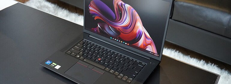 laptop cho sinh viên IT 2022